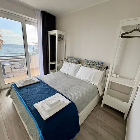 Sant'alessio Seaside Appartement